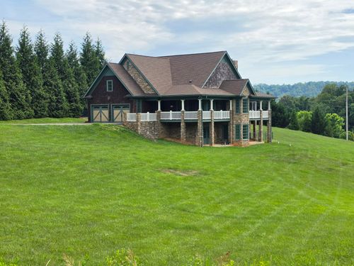 110 Monty Rd, Boones Mill, VA, 24065-3536 | Card Image