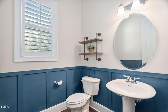 Powder Room | Image 15