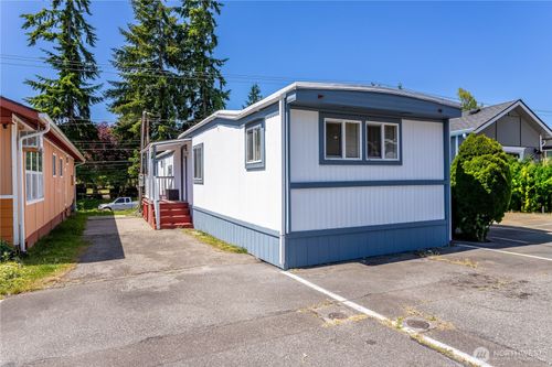 37-5920 200th St Sw, Lynnwood, WA, 98036-6515 | Card Image