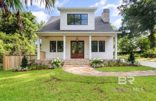 411 Miller Ave, Fairhope, AL, 36532-3209 | Card Image