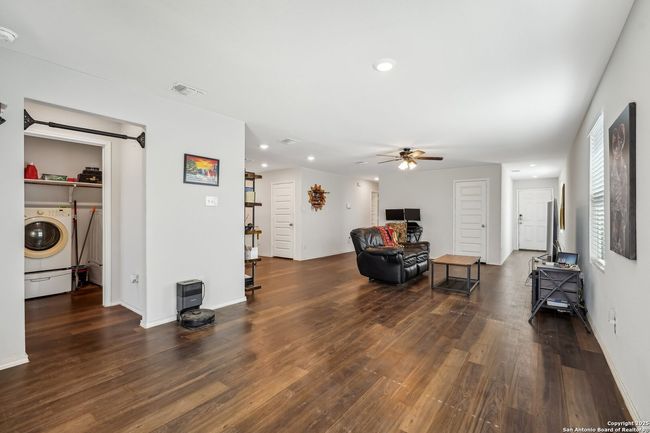 5431 Frederick Blf, House other with 3 bedrooms, 2 bathrooms and null parking in Von Ormy TX | Image 9