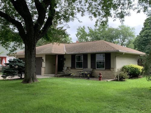 625 N Hine Avenue, Waukesha, WI, 53188 | Card Image