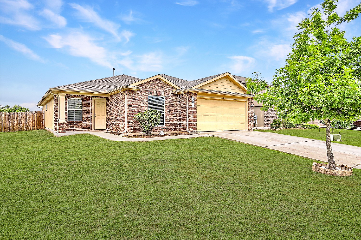 Zarya , Kyle, TX 78640