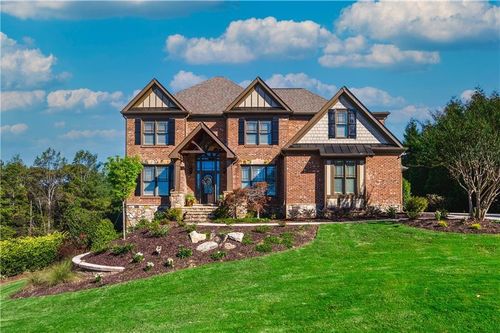 4526 Meadowland Way, Flowery Branch, GA, 30542-3500 | Card Image