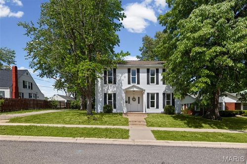 173 W Lebanon St, Nashville, IL, 62263-1410 | Card Image