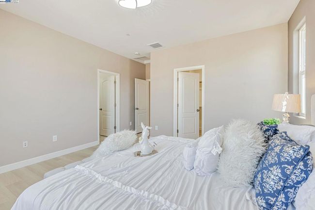 113 Silver Bell Way, House other with 5 bedrooms, 3 bathrooms and 2 parking in Oakley CA | Image 24