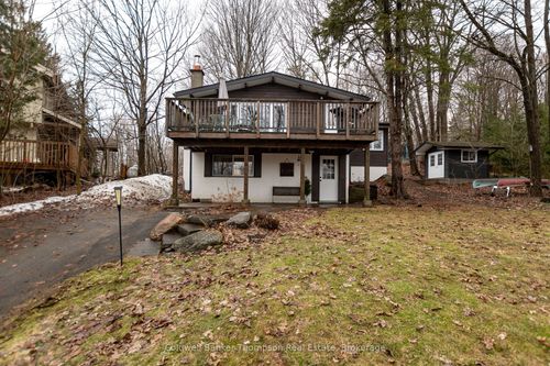 1802 Valley Road, Huntsville, ON, P1H1A8 | Card Image