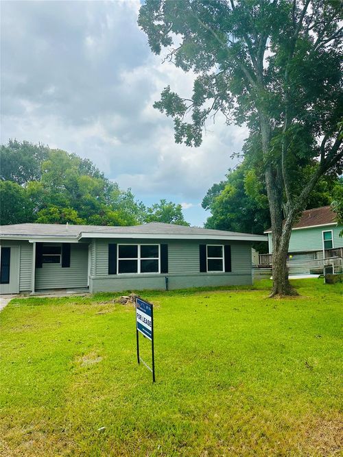 1007 Pirtle St, La Marque, TX, 77568-4035 | Card Image