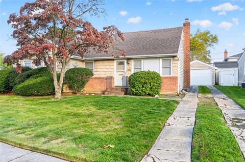 716 Truman Avenue, Hempstead, NY, 11554 | Card Image