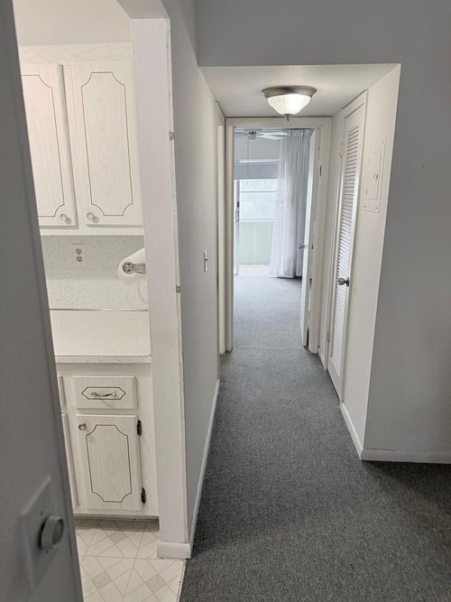 411-411 Sheffield Q, West Palm Beach, FL, 33417-1549 | Card Image