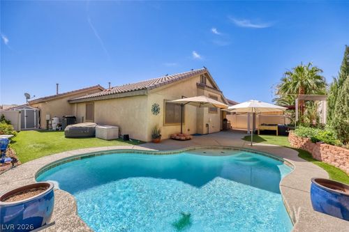 5817 Hawkeye Bell St, North Las Vegas, NV, 89081-6454 | Card Image