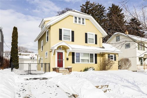 252 Brockley Rd, Irondequoit, NY, 14609-5737 | Card Image