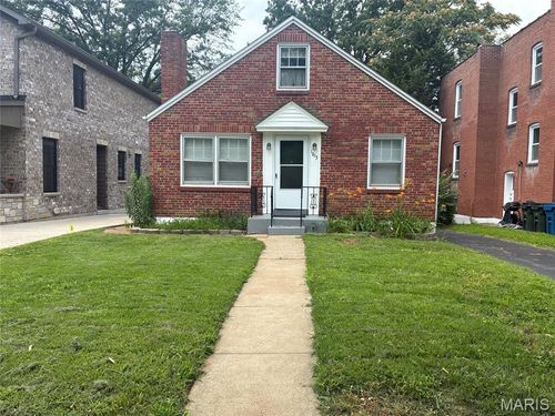1813 Princeton Pl, Richmond Heights, MO, 63117-2420 | Card Image