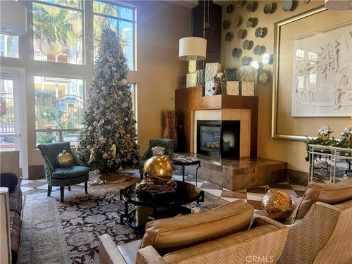 120-100 S Alameda St, Los Angeles, CA, 90012-3919 | Card Image