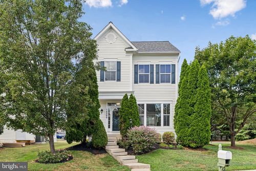 14300 Broadwinged Dr, GAINESVILLE, VA, 20155-5873 | Card Image