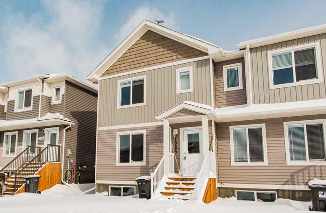 D - 11205 95 Street, Home with 3 bedrooms, 1 bathrooms and 2 parking in Clairmont AB | Image 1