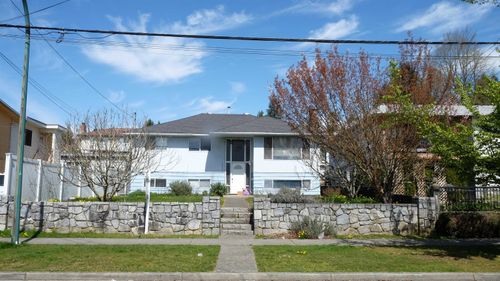 5133 Union St, Burnaby, BC, V5B1W1 | Card Image