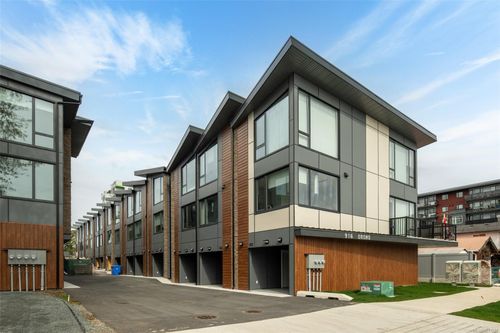 136-916 Orono Ave, Langford, BC, V9B2T9 | Card Image