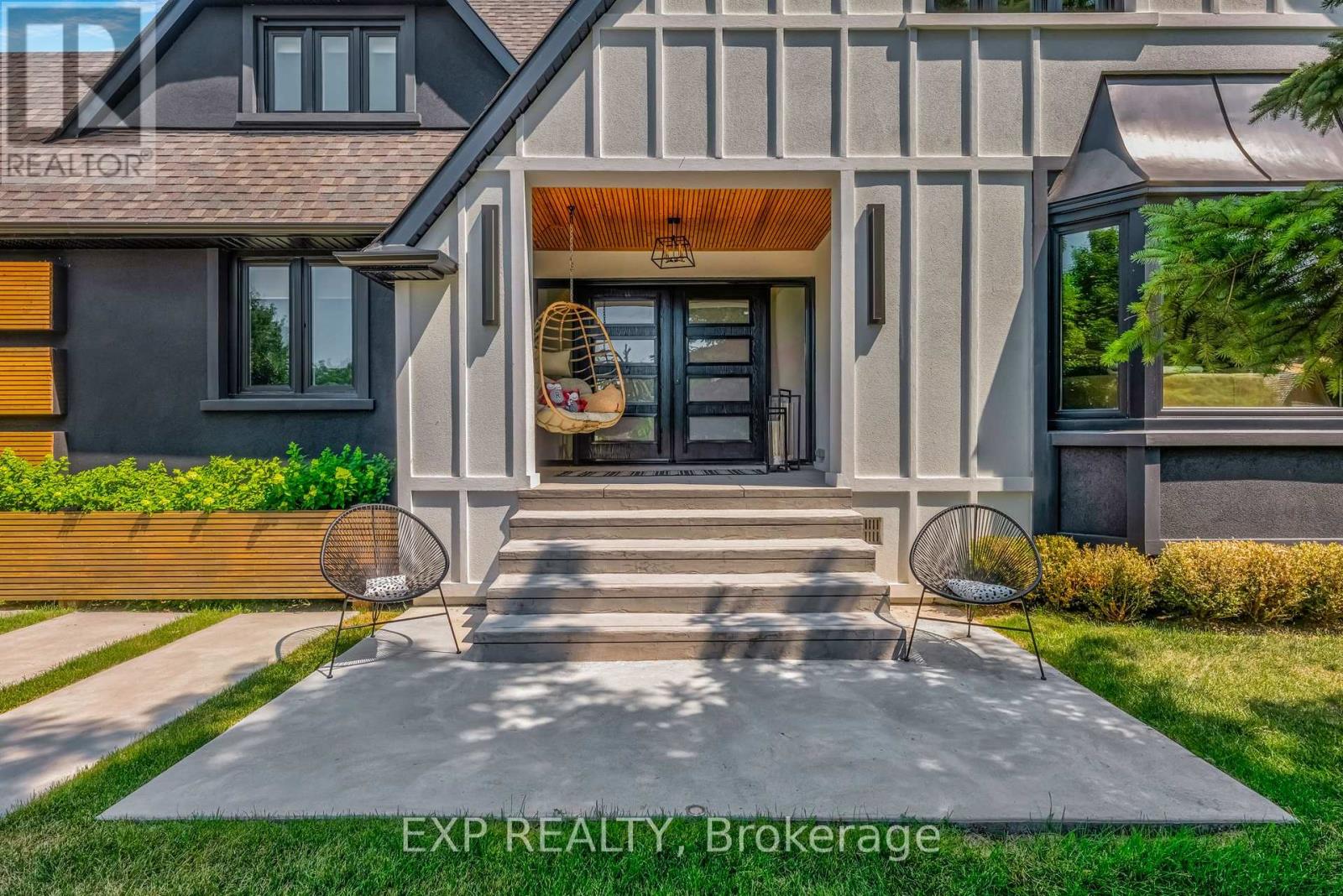 Residential in King (Nobleton) 3