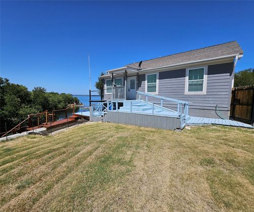 411 N Lake Shore Cir, Bridgeport, TX, 76426-4467 | Card Image