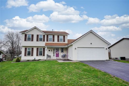 64 Markie Dr W, Gates, NY, 14606-4555 | Card Image