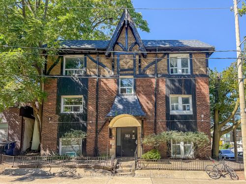 18-382 Dovercourt Rd, Toronto, ON, M6J3E6 | Card Image