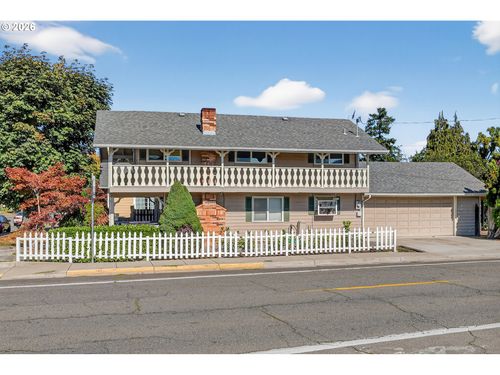 840 S 1st St, Cottage Grove, OR, 97424-2452 | Card Image