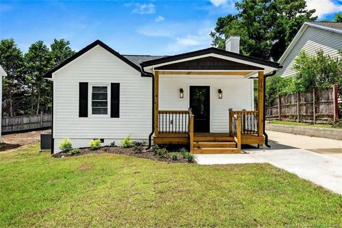 210 Blueridge Rd, Fayetteville, NC, 28303-5014 | Card Image