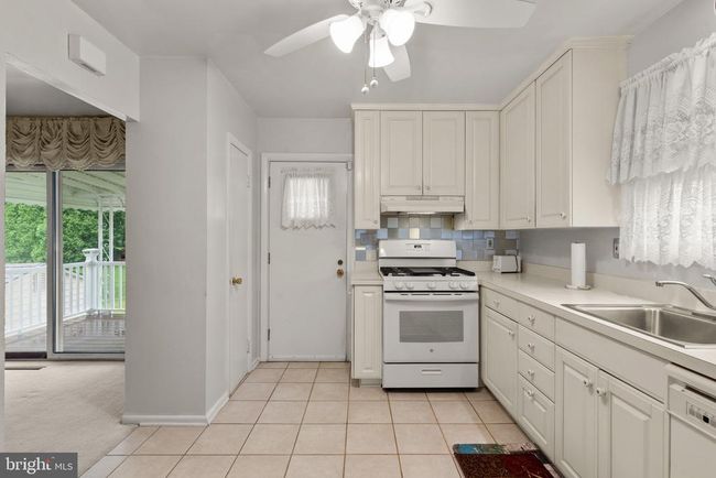6544 Redgate Cir, House other with 3 bedrooms, 2 bathrooms and null parking in CATONSVILLE MD | Image 13