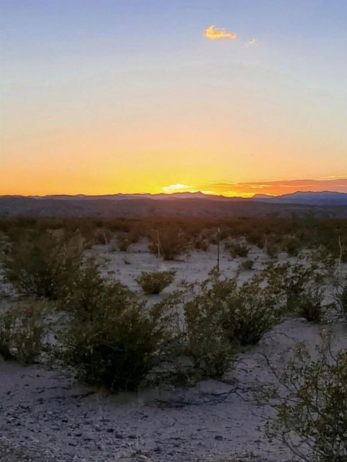 28 Sunset Rd, Sierra Blanca, TX, 79851 | Card Image