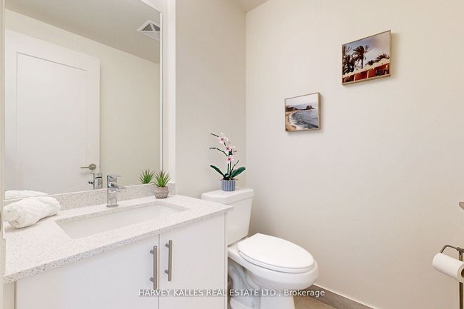1001 - 9000 Jane St, Condo with 2 bedrooms, 2 bathrooms and null parking in Concord ON | Image 14