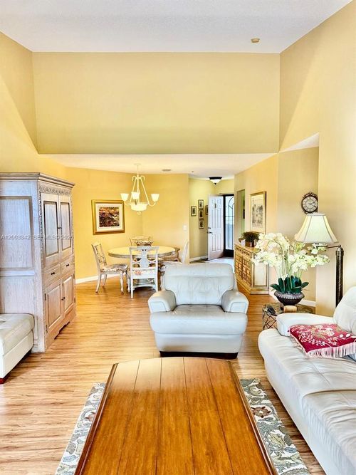u-5155 Europa Dr, Boynton Beach, FL, 33437 | Card Image