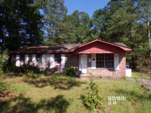 Bryan St, Summerville, SC 29483