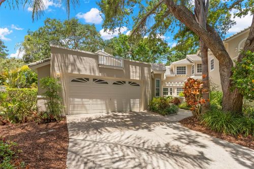5102 White Pine Cir Ne, ST PETERSBURG, FL, 33703-6211 | Card Image
