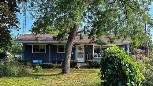 18 Prosser Ave, Nestleton Station, ON, L0B1L0 | Card Image