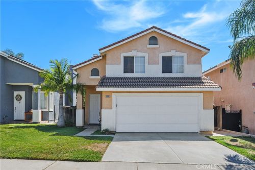 15865 Flamingo Dr, Fontana, CA, 92337-1071 | Card Image