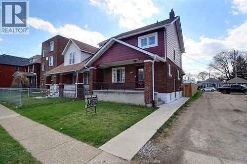 883 Pillette Rd, Windsor, ON, N8Y3B4 | Card Image