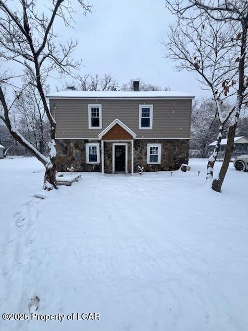 190 Davenport St, Dallas, PA, 18612-1709 | Card Image