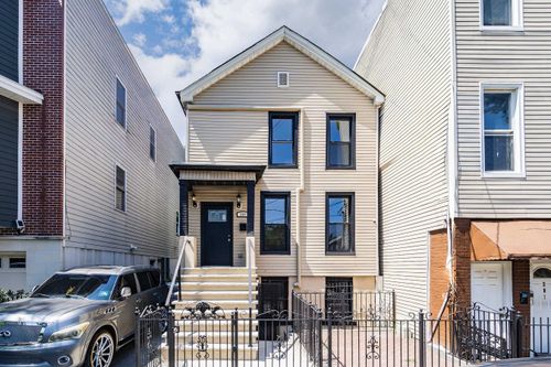 299 Halladay St, Jersey City, NJ, 07304-3701 | Card Image