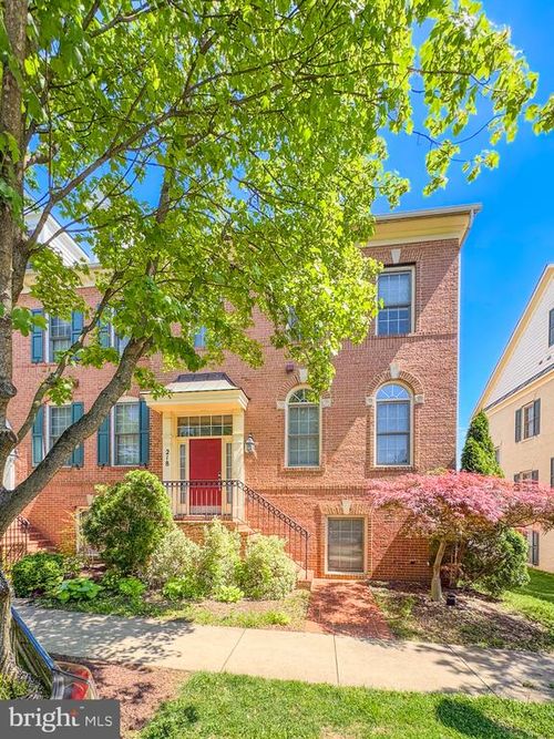 218 Cork Tree Ln, ROCKVILLE, MD, 20850-5883 | Card Image