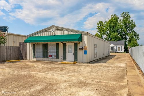 1623 Benton Rd, Bossier City, LA, 71111-3512 | Card Image