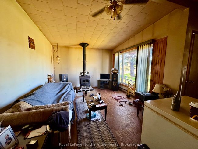 304 Lake Nipissing Rd, House other with 2 bedrooms, 1 bathrooms and 4 parking in Nipissing ON | Image 25