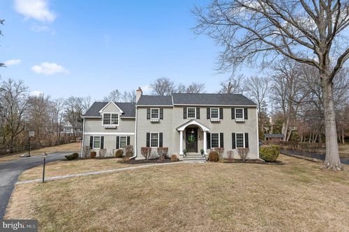 407 Meadowbrook Ave, Saint Davids, PA, 19087-4831 | Card Image