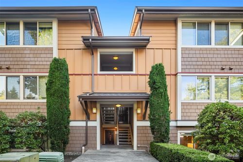 apt-a104-8240 126th Ave Ne, Kirkland, WA, 98033-8072 | Card Image