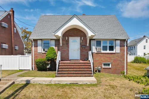 129 Hartmann Ave, Garfield, NJ, 07026-2212 | Card Image