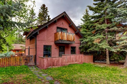 506 1 St, Canmore, AB, T1W2L1 | Card Image