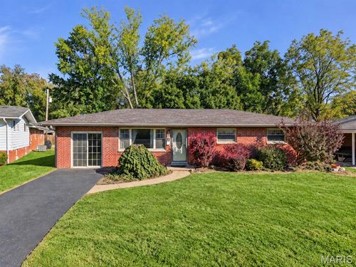 3 Exeter Lane, Belleville, IL, 62226 | Card Image