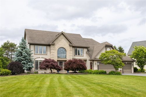 49 Vineyard Hl, Fairport, NY, 14450-4617 | Card Image