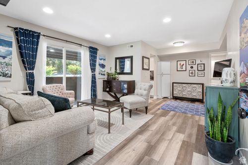 apt-8s-1289 Ridge Meadow Ln, Midvale, UT, 84047-4244 | Card Image