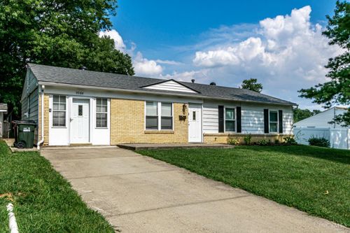 9984 Menominee Dr, Cincinnati, OH, 45251 | Card Image